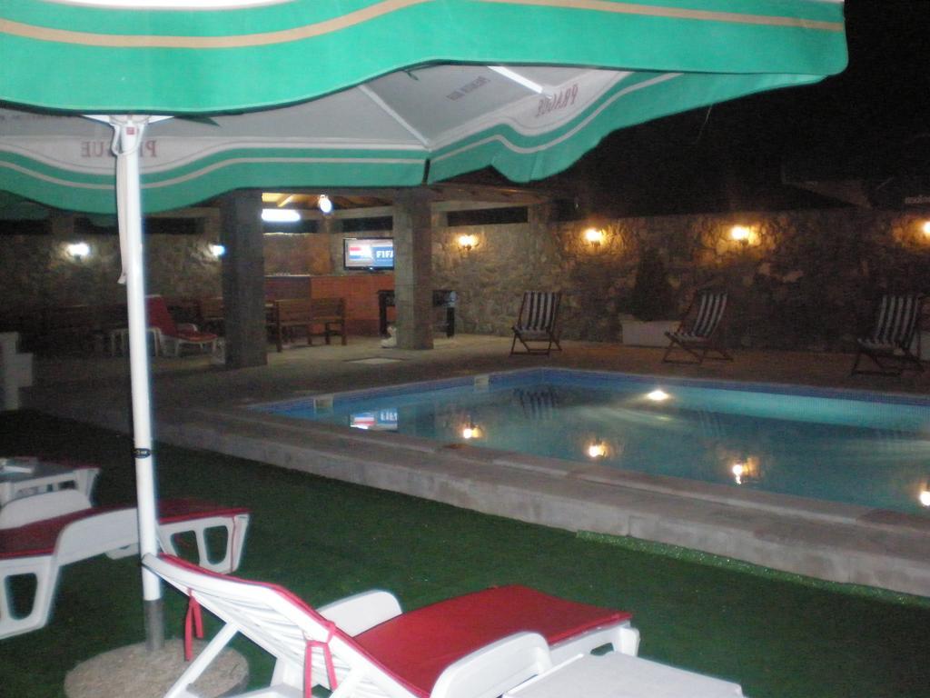 Apartments Vila Lazarevic Тиват Экстерьер фото