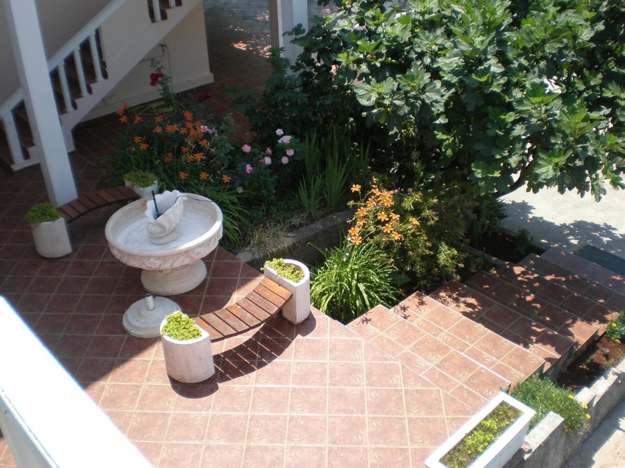 Apartments Vila Lazarevic Тиват Экстерьер фото